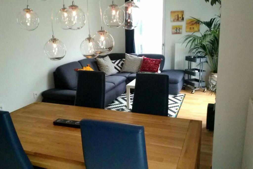 Cozy & Quiet Getaway Just 300M From Paris With Free Private Parking Lägenhet Gentilly Exteriör bild